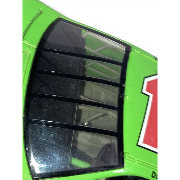 1994 Dale Jarrett #18 Chevy Interstate Batteries 1:18 NASCAR Collector's Edition - Picture 14 of 16